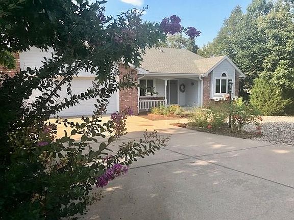 4th image of 9 Hopeman Ln