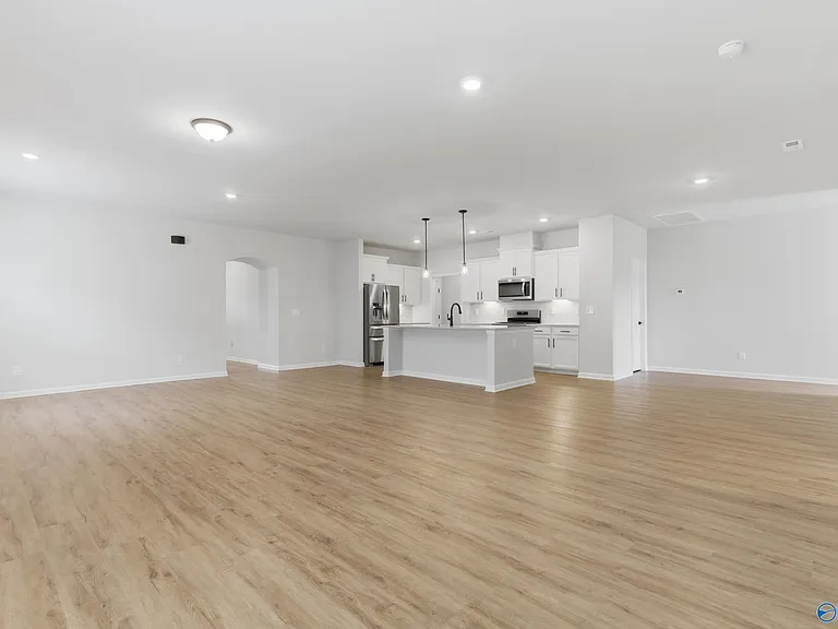 186 Pennington Ave — Photo 5