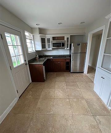 5th image of 6633 Milne Blvd Unit A