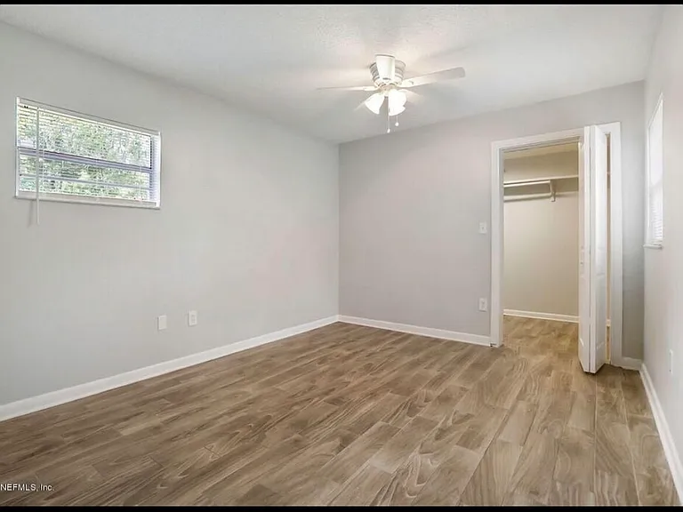 2926 W Brackridge Blvd — Photo 12