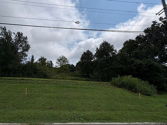 2nd image of 3 Midway Rd