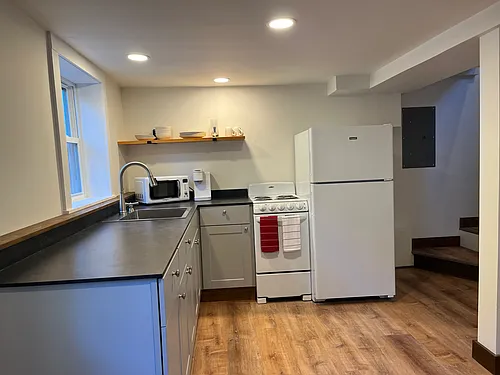 60 Clark St Photo 1