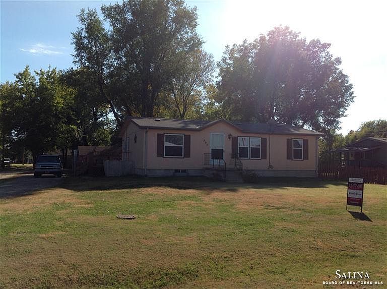 505 W 2nd St, Tescott, KS 67484 Zillow