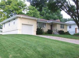 3313 S 44th St, Omaha, NE 68105