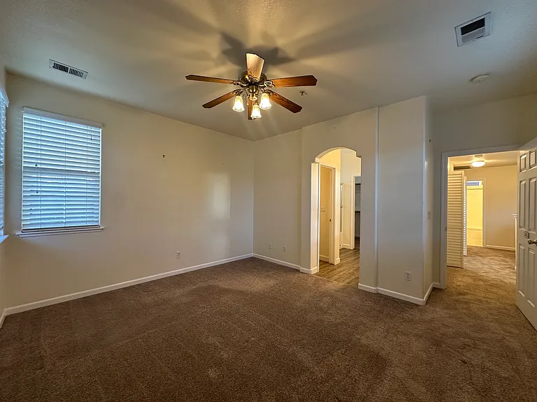 6227 Ingleston Dr — Photo 13