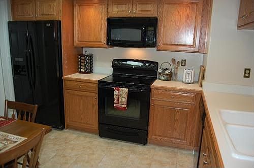 3rd image of 602 Brill Ct