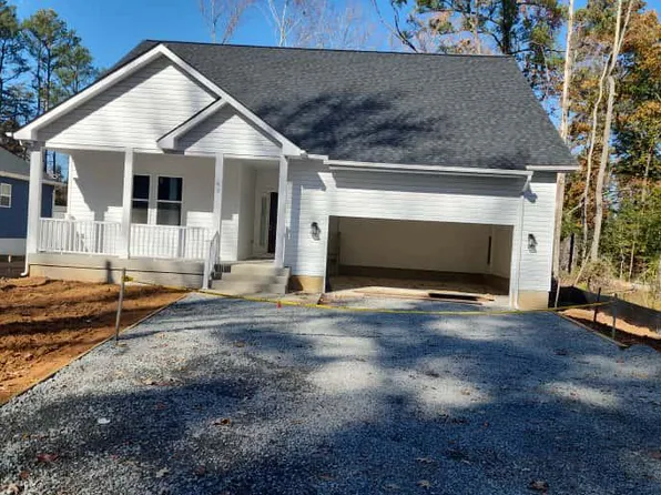 83 Shorewood Dr, Colonial Beach, VA 22443