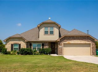 15550 Saddle Ridge Cir, Terrell, TX 75160