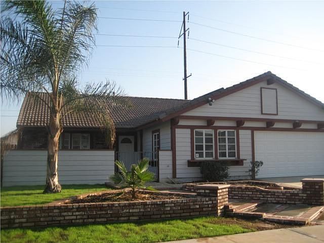 1st image of 25573 Margaret Ave