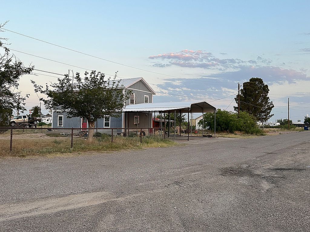 201 2nd St, Grandfalls, TX 79742 Zillow