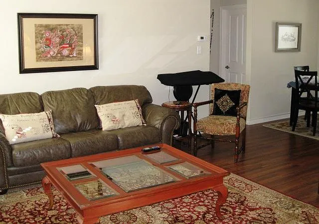 Living room 1