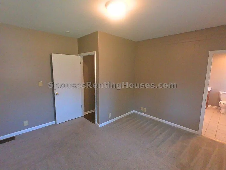 7373 Westfield Blvd — Photo 10