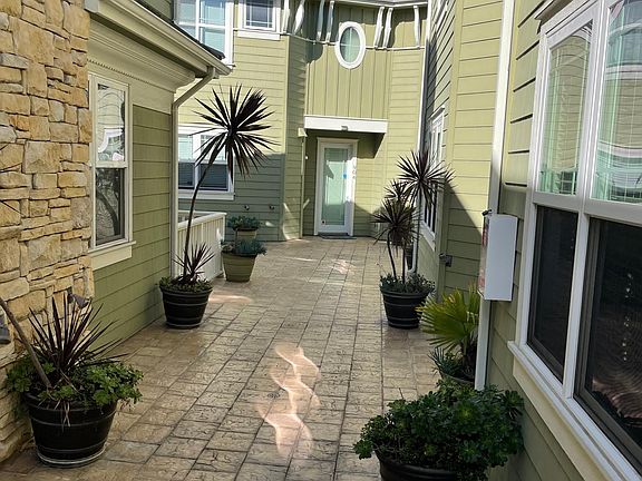 2nd image of 540 N Francisca Ave #C