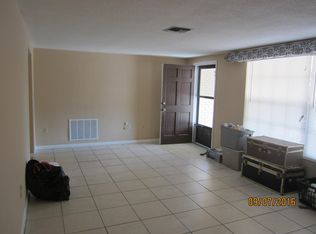 8915 Sterling Ln, Port Richey, FL 34668