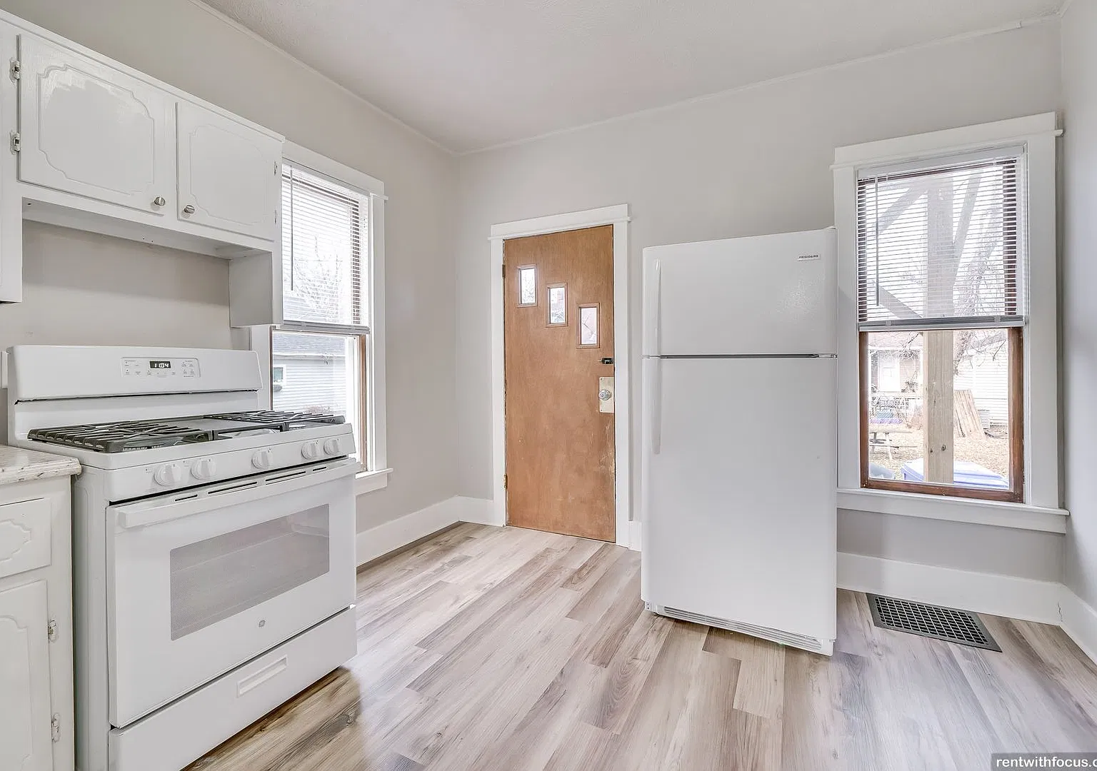 814 E. North St. — Photo 1