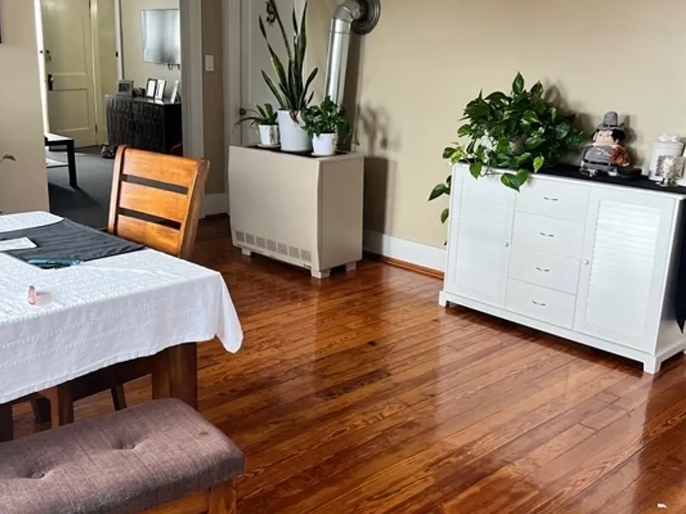 10-12 Baylies St