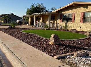 10044 W Cumberland Dr, Sun City, AZ 85351