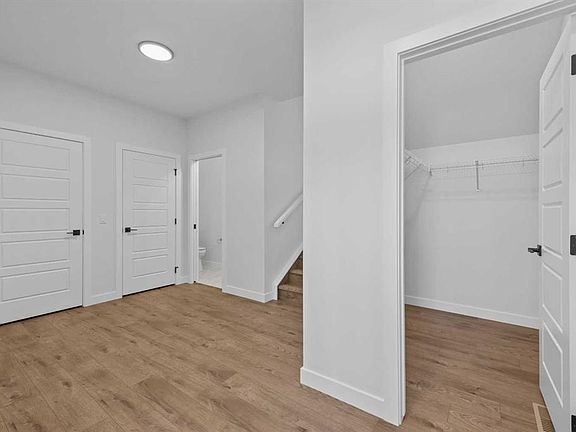 4th image of 214 W Sora Way SE
