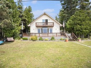 1445 Us Highway 2 W, Saint Ignace, MI 49781