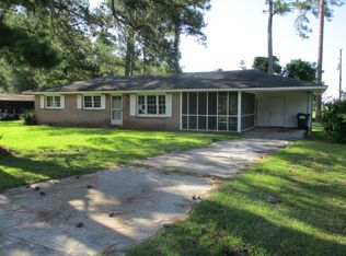 261 W Gray Ave, Lenox, GA 31637