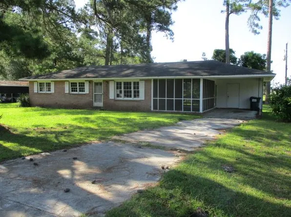 261 W Gray Ave, Lenox, GA 31637