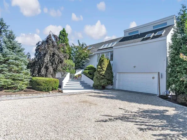 3 Stillwaters Lane, Westhampton Beach, NY 11978