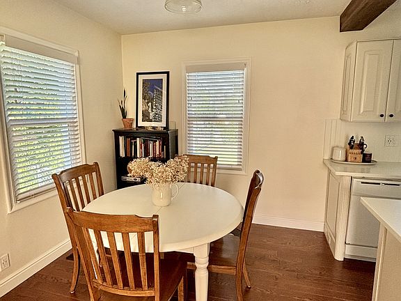 Dining/Kitchen