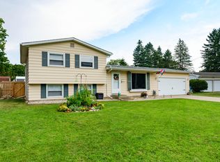 767 Cambridge Dr, Battle Creek, MI 49015