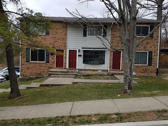 2nd image of 591 Trenton Ave #B