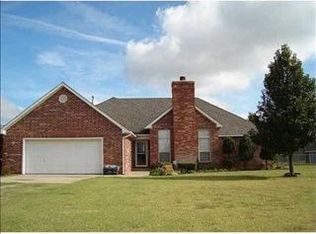 5 Lake Ln, Shawnee, OK 74804
