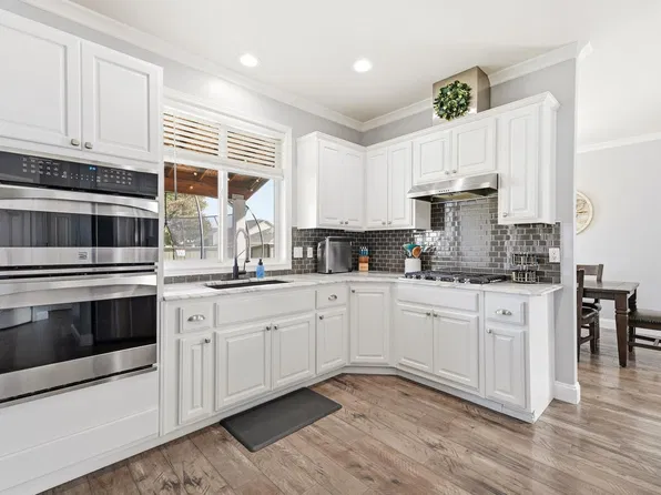 5305 Truman Ln, Pasco, WA 99301