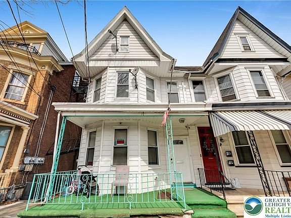2nd image of 1347 Washington St