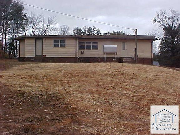 4th image of 9172 Fairystone Park Hwy