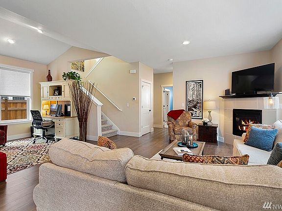 5th image of 13219 178th Avenue Ct E