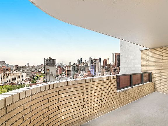3rd image of 311 E 38th St APT 23A