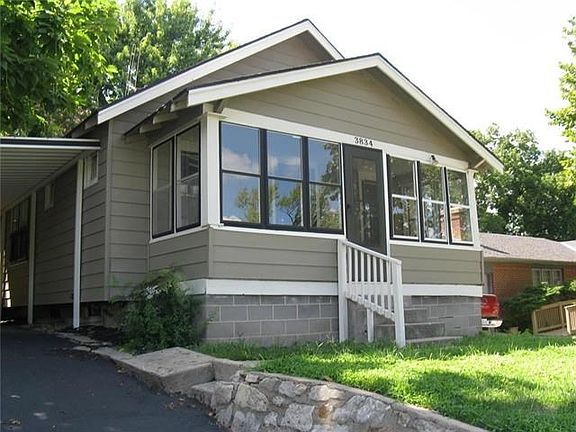 4th image of 3834 Myrtle Ave