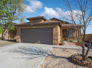 476 Cactus Point Dr SW, Albuquerque, NM 87121