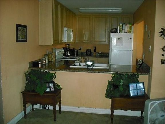 4th image of 589 N Johnson Ave Unit 153