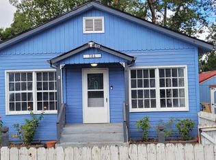 704 S Shasta Ave, Eagle Point, OR 97524