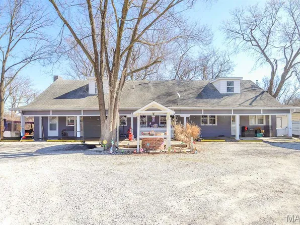 2911 S Belt W, Belleville, IL 62226