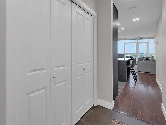 3rd image of 77 N Spruce Pl SW #1103