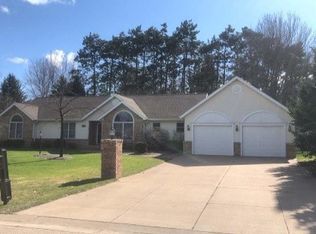 411 Mayfair St, Antigo, WI 54409