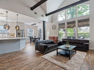 103 S French Oaks Cir, The Woodlands, TX 77382