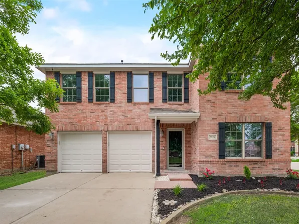 2804 Grandview Dr, Grand Prairie, TX 75052