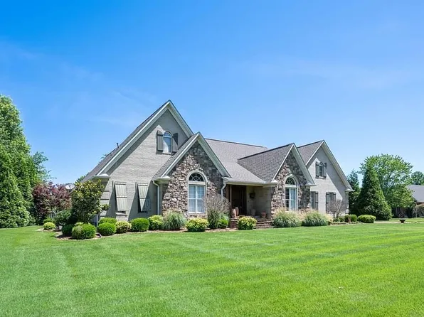 54 Bellemeade Dr, Lexington, TN 38351