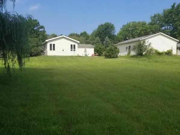 7939 Jericho Rd, Stevensville, MI 49127