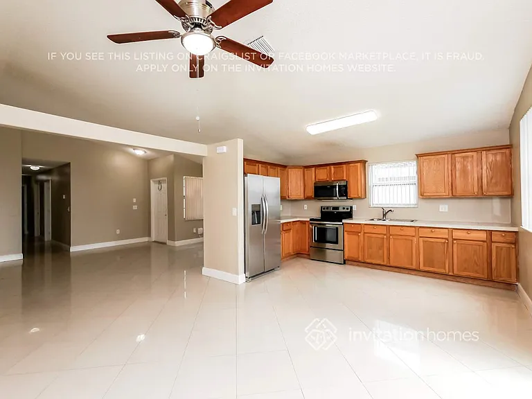 1544 NW 158th Ave — Photo 6