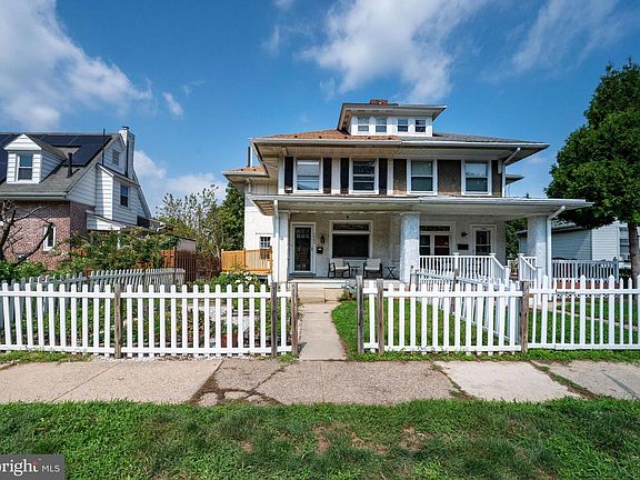 2nd image of 1304 Hampden Blvd