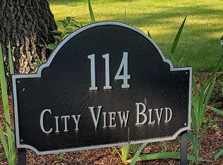 114 City View Blvd, Westfield, MA 01085