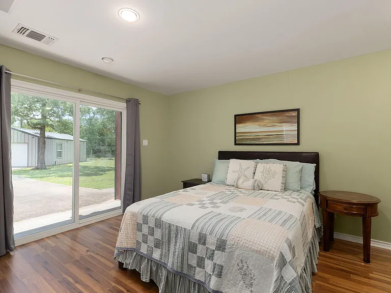 1072 Papenberg Ln — Photo 18